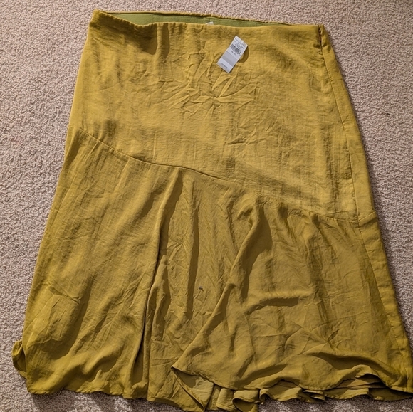 New With Tags American Eagle Chartreuse Yellow Green Full Skirt Size XXL - Picture 1 of 5
